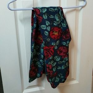 Lularoe LLR roses leggings OS
